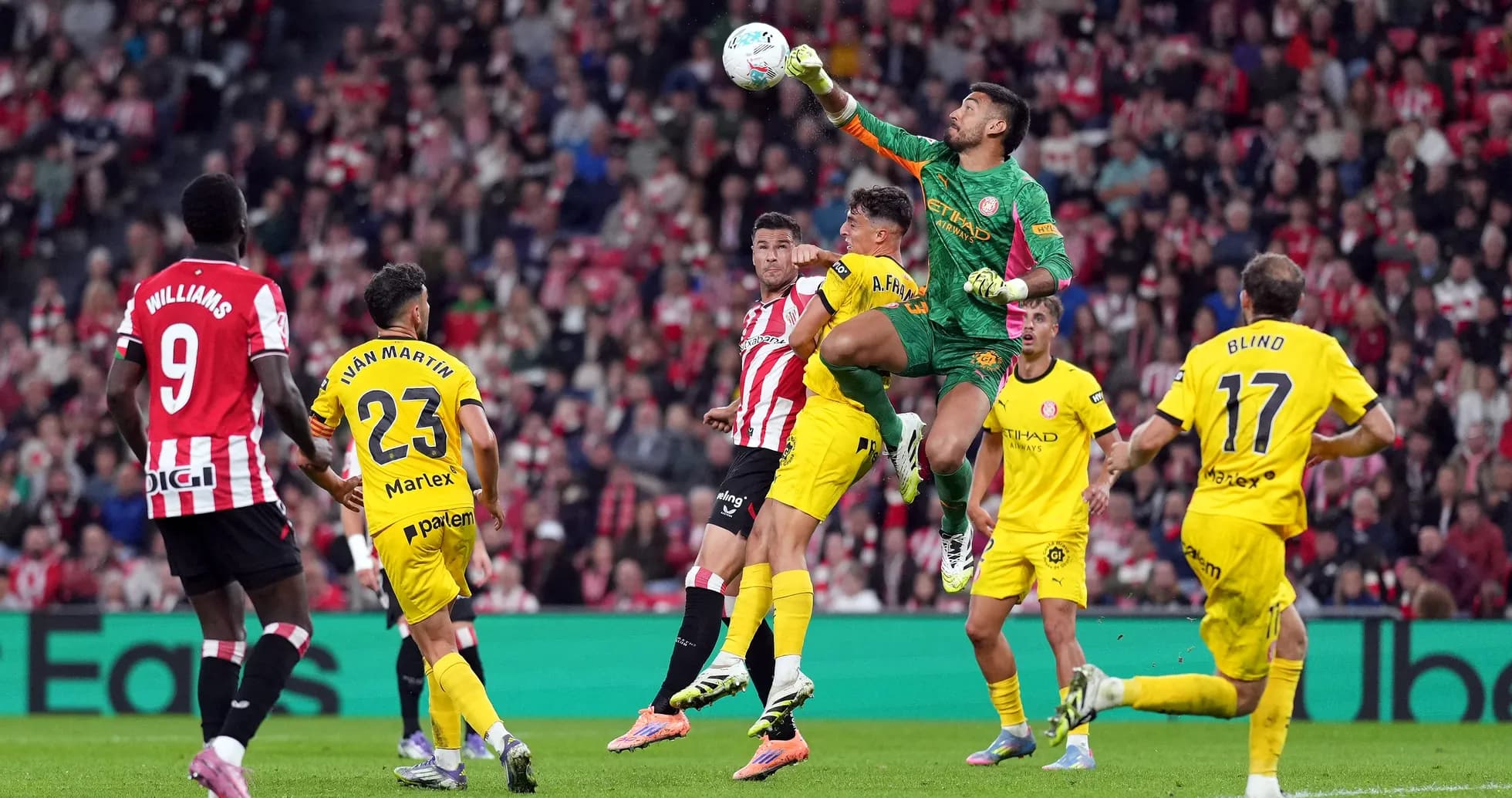 Athletic Club playing against Girona FC.