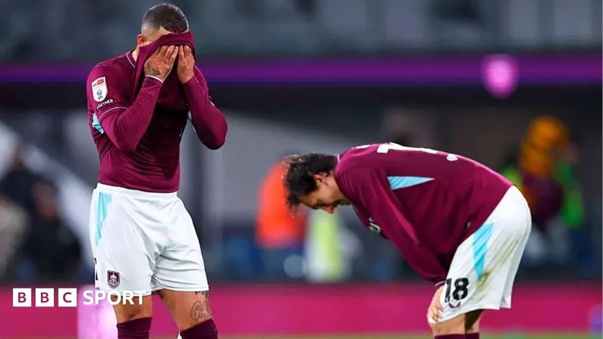 Игроки West Ham United разочарованы после матча