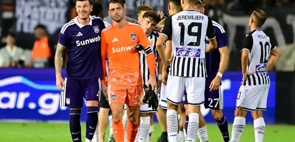 Игроки PAOK и Anderlecht после матча