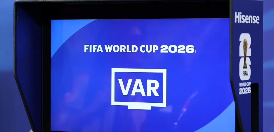 Экран VAR на чемпионате мира по футболу 2026