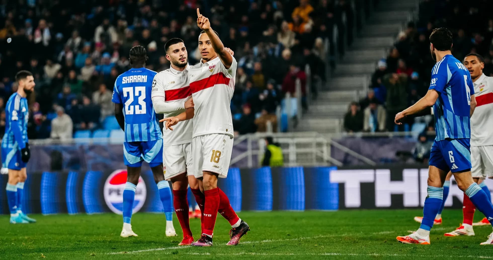 Игроки VfB Stuttgart на матче Лиги чемпионов