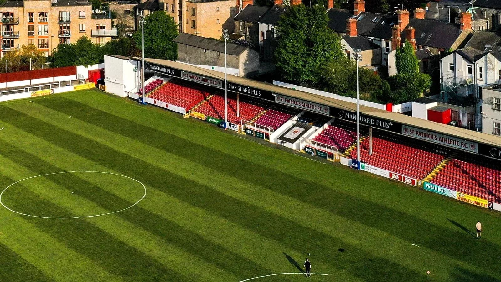 Панорамный вид на стадион St Patrick's Athletic