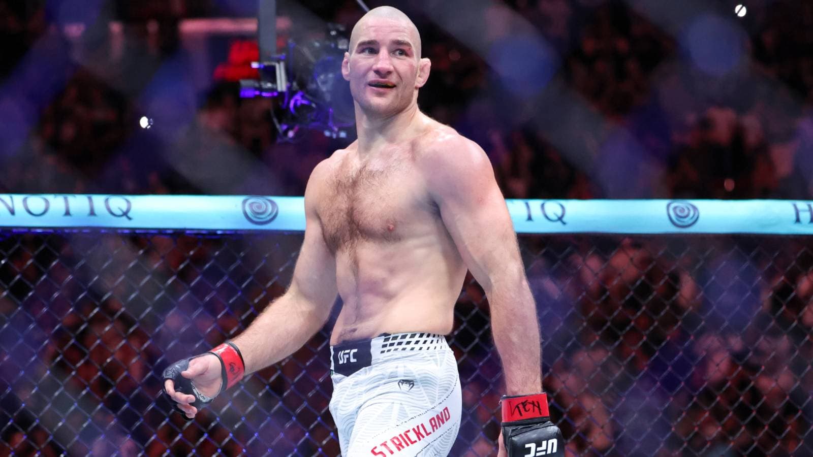 Шон Стрикленд отказался от главного боя UFC 335 из-за значительного снижения гонорара