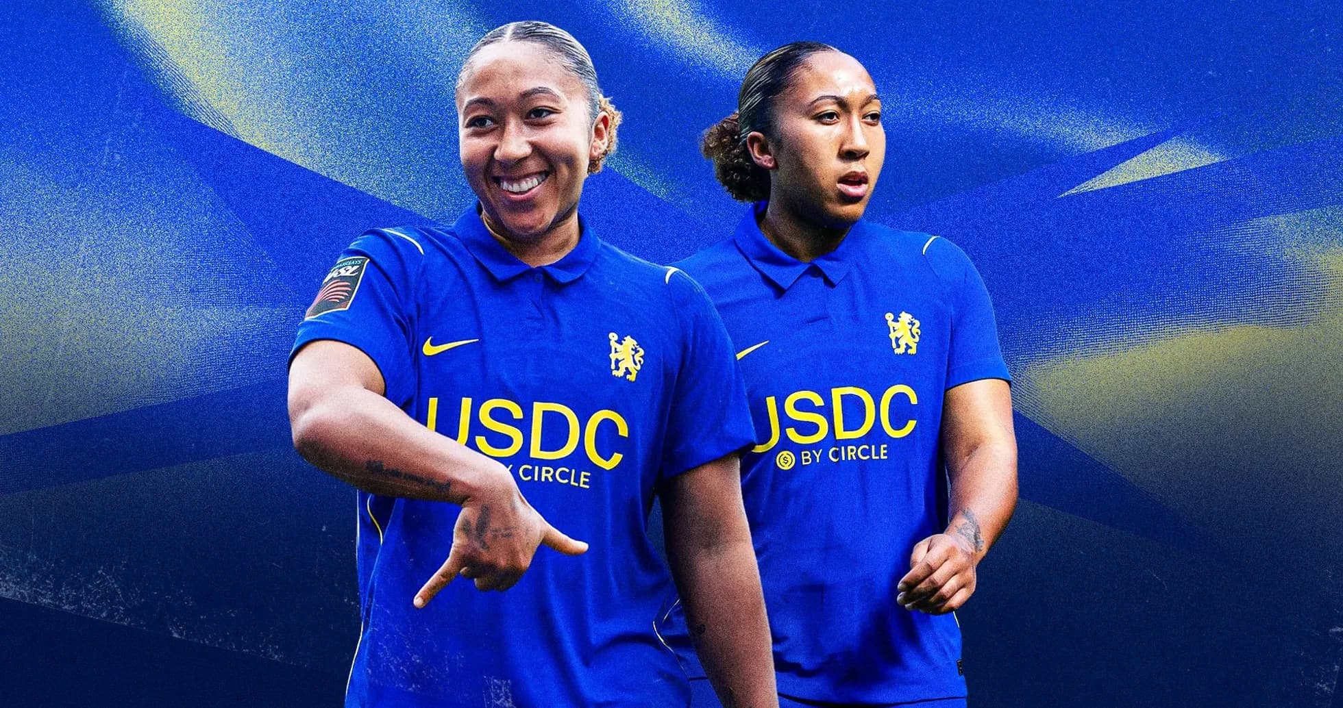 Игрок в синей форме Chelsea позирует на фоне Игрок в синей форме Chelsea позирует на фоне